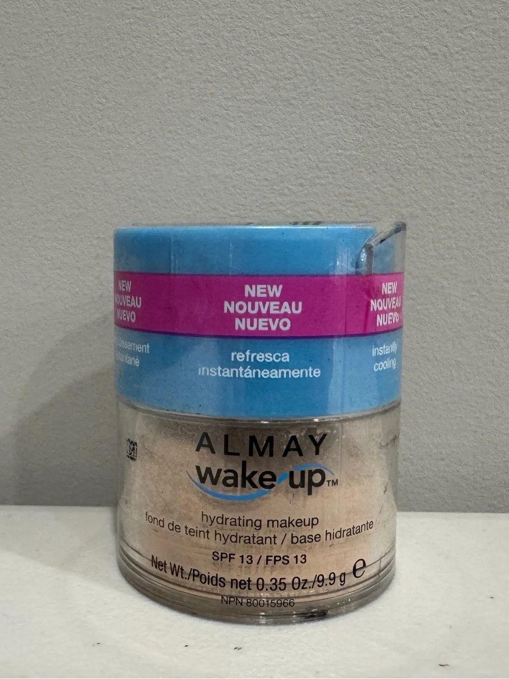 Almay Wake Up Hydrating Makeup 020 Buff Chamois